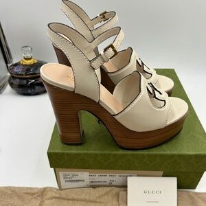 Women’s Gucci interlocking G leather platform sandals size 39.5 made in Italy